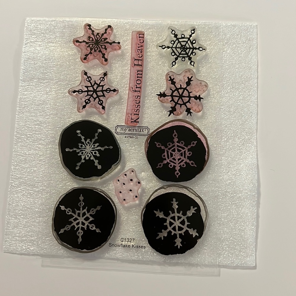 Close to my heart stamps C1327 Snowflake Kisses”